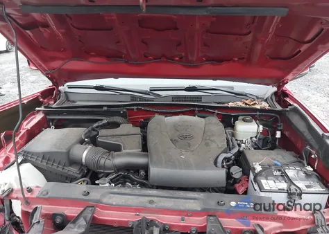 2018 Toyota Tacoma Trd Off Road z USA, uszkodzony, nr VIN 5TFSZ5AN5JX152404